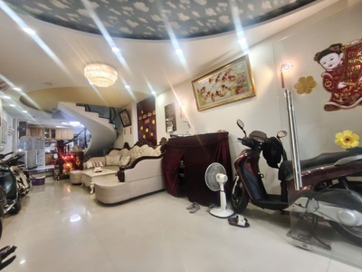 Bán nhà dạ nam xe hơi tới cửa, cách quận 5 400 mét, 4 tầng 4.5x28m, chỉ nhỉnh 11 tỷ 0