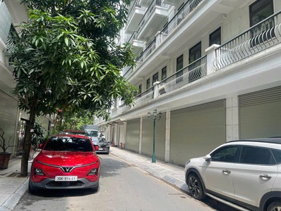 Bán nhà phân lô liền kề dự án hải ngân 2- đường đôi thanh liệt. đối diện công viên chu văn an 4