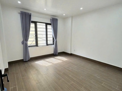 Bán nhà thiên lôi, 42m 4 tầng, mặt ngõ cực nông - lô góc - giá 4.15 tỉ 2