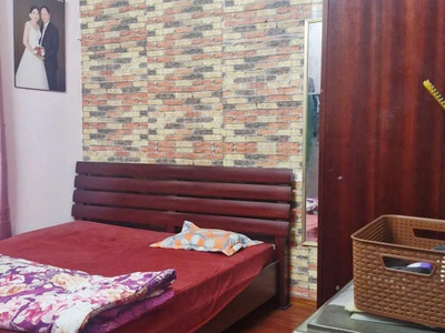 Cho thuê nhà riêng 100m , 3 tầng mặt đường chính hoàng công chất. 4