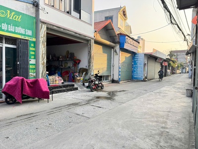 Bán đất tặng nhà c4, thôn gia thượng - tổ 4, quang minh. đường rộng, xe oto 4 chỗ đỗ sân 2