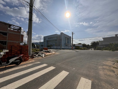 Còn 2 lô đã có sổ đỏ khu tđc ngọc hiệp, nha trang. ll 1