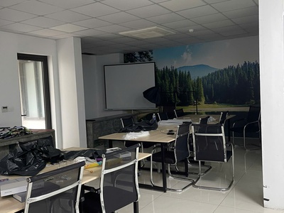 Cho thuê văn phòng 170m  tại ngõ 214nguyễn xiển 1