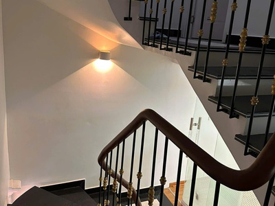 Cho thuê nguyên căn lô góc Văn Cao, 4 p.ngủ  55m2 . 2