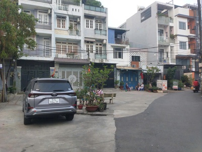 Nhà 3 tầng hẻm xe hơi đỗ xuân hợp - ngã tư bình thái - 110m chỉ 10.5 tỷ 0