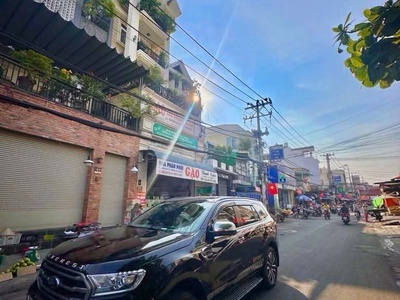 Chính chú nhà 3 lầu - ô tô đõ cửa - ngay kha vạn cân - f liinh trung 4