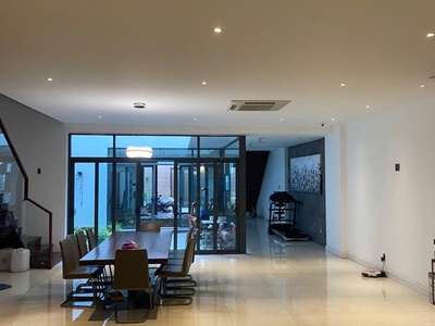 Bán Gấp Biệt Thự Mặt Tiền Hồ Biểu Chánh Phú Nhuận 3