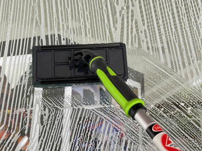 Gạt kính Unger 35 cm USA 3