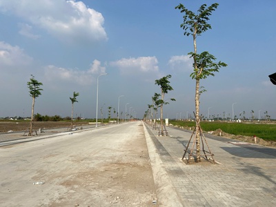 Cần bán đất 90m2 đường Võ Văn Kiệt 2tỷ340 giá tl RA GẤP TRƯỚC TẾT 1