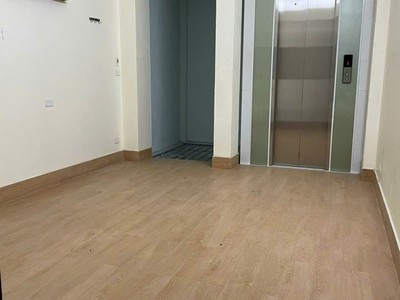 Cho thuê nhà nguyên căn 5 tầng tại nguyễn thị định, p.trung hoà, cầu giấy 1