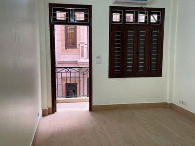 Cho thuê nhà nguyên căn 5 tầng tại nguyễn thị định, p.trung hoà, cầu giấy 2