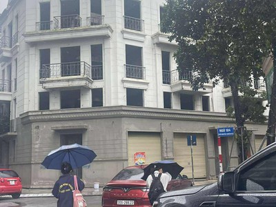 Bán biệt thự liền kề khu đô thị 31ha - 121 m2 giá 25.5 tỷ- lh 0985865658 2