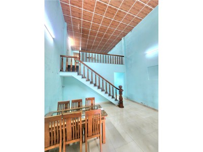 Bán nhà gác lửng mt đường trương vân lĩnh  đường 5m5  gần trục mê linh dt 100m2 giá 4ty150 0