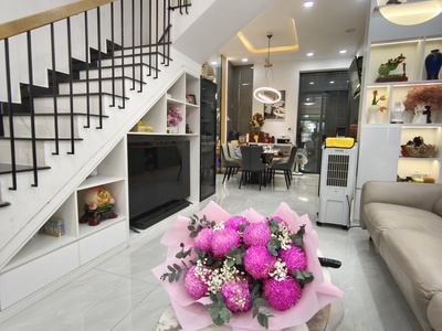 Bán nhà 4 tầng khu phân lô linh đông, gần vành đai 2 chỉ 7,6 tỷ nhà mới vào ở ngay 2