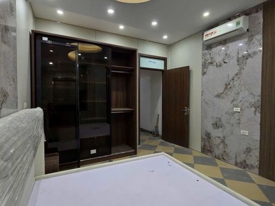 Bán nhà mới- đẹp -full nội thất phố bồ đề-long biên 45m2 5 tầng mặt tiền 4 m x13.5 tỷ. 1