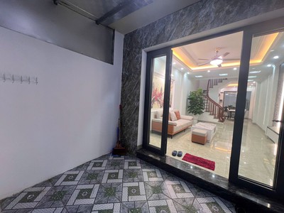 Nhà đẹp dân xây mới- ô tô đỗ cửa thanh am - long biên 55m2 x 4 tầng x 10.7 tỷ. 0