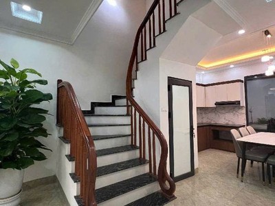 Nhà đẹp dân xây mới- ô tô đỗ cửa thanh am - long biên 55m2 x 4 tầng x 10.7 tỷ. 1