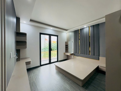 Cần bán nhà sân vườn 4 tầng 80m  tại lê hồng phong, hải phòng   ô tô vào tận nhà 4