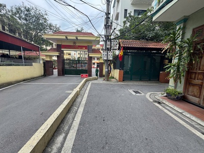 Bán nhà mới phân lô ô tô đỗ cửa full nội thất nguyễn văn cừ-long biên 7 tầng 60 m2 x 21 tỷ. 3