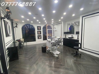 Siêu phẩm mt nguyễn văn trỗi 5 tầng, ngang 6m kd sầm uất 4