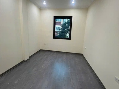 Bán nhà riêng ngõ nông 32m2 4 tầng mặt tiền 4m x 4.6 tỷ. tình quang- long biên. 0