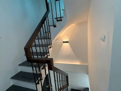 Bán nhà mới xây 6 tầng thang máy khu tái định cư tu hoàng 2