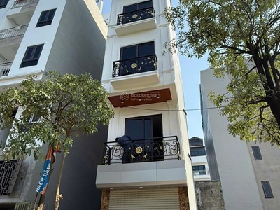 Bán nhà mới xây 6 tầng thang máy khu tái định cư tu hoàng 0