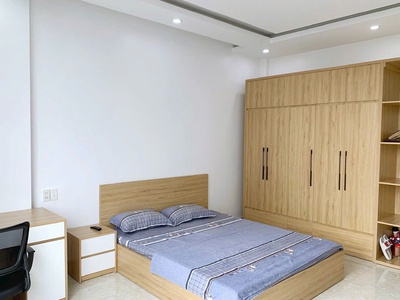 Cho thuê nhà mặt phố Văn Cao, 5 p.ngủ khép kín  65m2 2