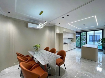 Bán nhà thanh am long biên,đường rộng oto,thang máy,thoáng sáng,40m nhỉnh 9 tỷ 0