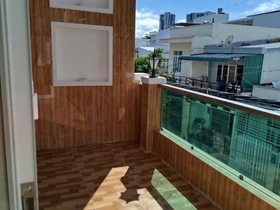 Nhà mới đẹp 2 tầng tại phân lô tdc hòn sện bắc nha trang 3