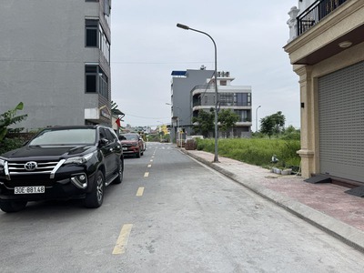 Bán nhà Cự Khối 4 tầng - Diện tích 112m2 - Căn góc 2 mặt tiền - Gần hồ điều hòa, đường Cổ Linh 2