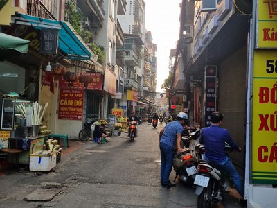 Bán nhà mặt phố Pháo Đài Láng, Đống Đa, 4 tầng 72m2 mt 6m giá 31.9 tỷ 4