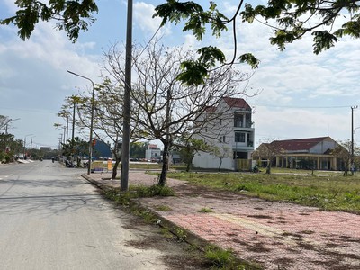 Siêu Phẩm Đất Nền gần Hội An - Chỉ 2.x Tỷ - Không ngập - Gần Chợ Buôn Bán sầm uất 2