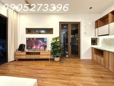 Nhà ngay bùi đình túy giáp sát bên quận 1 kế bên chợ bà triệu - nhà cách mt vài bước chân - dt 27m 3