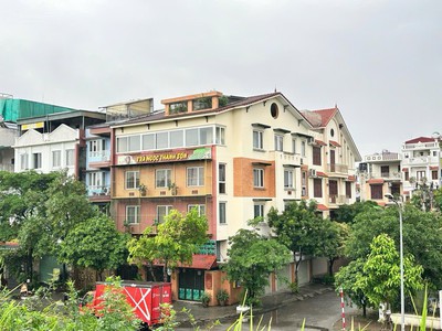 Bán siêu phẩm biệt thự căn góc 541 bát khối, long biên 175.5m2, 6 tấng, 10pn, 6wc, 45 tỷ 0