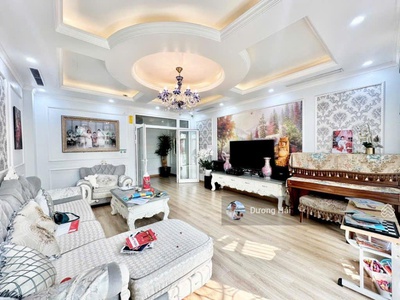 Bán nhà mặt phố thuộc kđt dịch vọng - gần công viên cầu giấy - 190m2 mt 14m - kdvp ở đẳng cấp 0