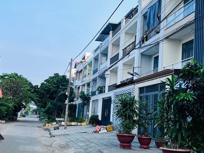 Bán nhà mặt tiền 4 tầng lê bôi 5x20 chỉ 9 tỷ nhỉnh -0931172218 0