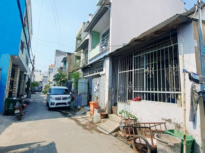 Khu chợ lê đình cẩn   hẻm xe hơi 6m    58m   4x14.5  cấp 4 có lửng, tiện xây mới hoặc cải tạo lại. 0