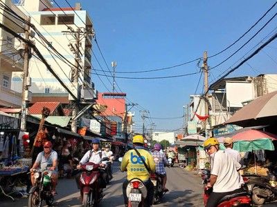 Khu chợ lê đình cẩn   hẻm xe hơi 6m    58m   4x14.5  cấp 4 có lửng, tiện xây mới hoặc cải tạo lại. 3