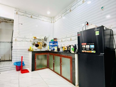 Nhà 2 tầng giá rẻ 48m    hẻm ô tô   sát gò vấp  huỳnh thị hai   tân chánh hiệp, q12 2