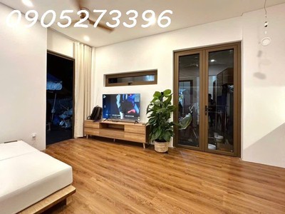 Nhà ngay bùi đình túy giáp sát bên quận 1 kế bên chợ bà triệu - nhà cách mt vài bước chân - dt 27m 0