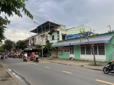 Đất gấp  mặt tiền tỉnh lộ 15 củ chi   1800m2 thổ cư   ngang 25m   sổ hồng riêng   giá hời   lh 1