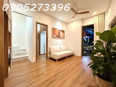 Nhà ngay bùi đình túy giáp sát bên quận 1 kế bên chợ bà triệu - nhà cách mt vài bước chân - dt 27m 1