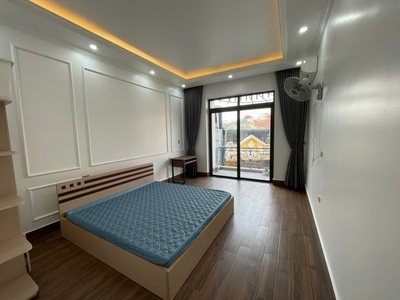 Cho thuê nguyên căn 4 .ngủ khép kín 76m2 Văn Cao. 8