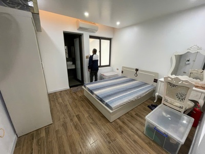 Cho thuê nguyên căn 4 .ngủ khép kín 76m2 Văn Cao. 9