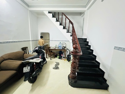 Bán nhà 2 tầng 72m kha vạn cân linh chiểu thủ đúc giá 3.75 tỷ 0