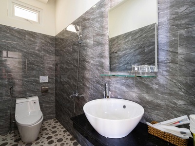 Cho thuê khách sạn 17 phòng trung tâm đường trần phú- đà lạt giá 45 triệu 4