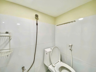 Phòng trống   gần ngã 4 thủ đức   đh spkt   giá 3,8tr 4