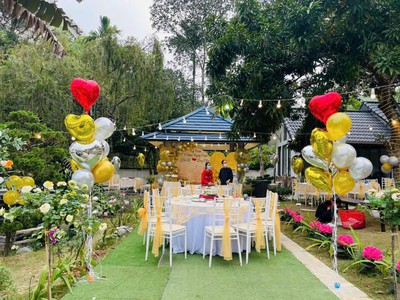 Chính chủ cần bán khu nghỉ dưỡng/ nhà hàng gần 2000m2 bám suối đang khai thác tại lương sơn hòa bình 3