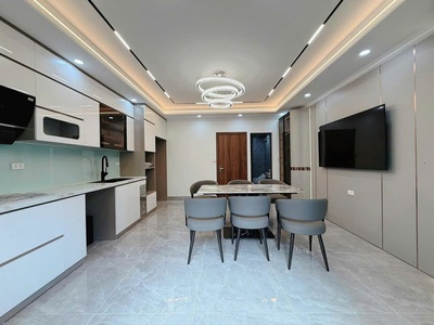 Bán nhà ngọc lâm long biên,oto đỗ cổng,ngõ nông,đẹp long lanh,50m-12 tỷ tl 0